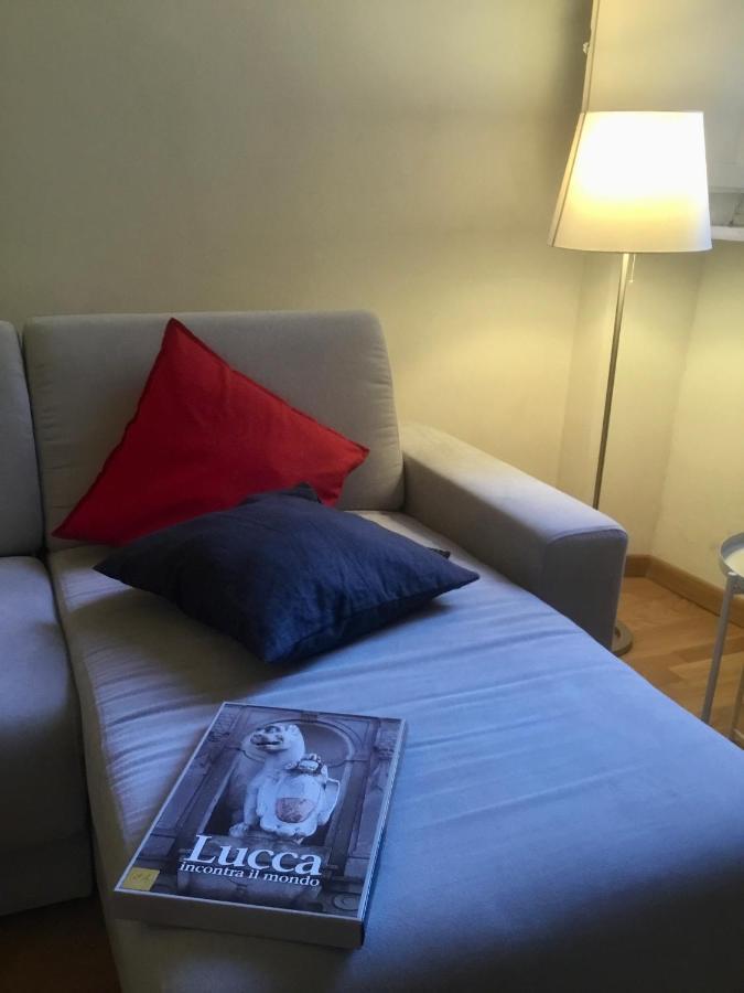Torre Guinigi Luxury Loft Nel Centro Storico Di Lucca Apartment ภายนอก รูปภาพ