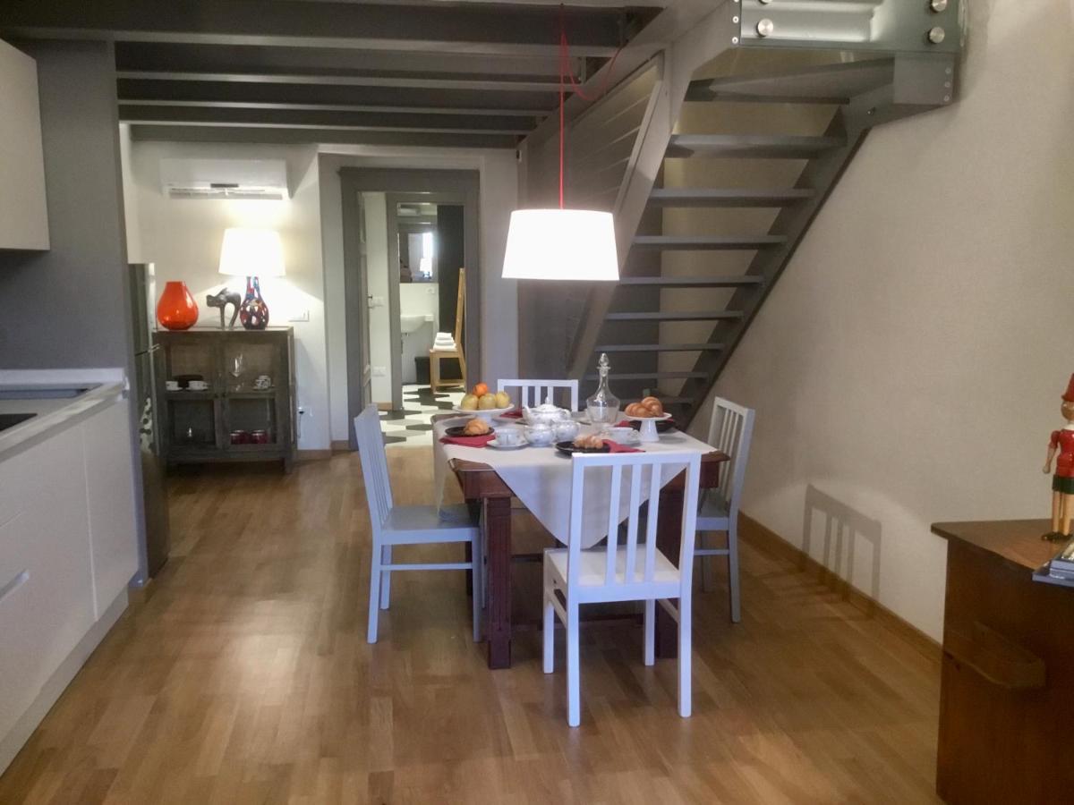 Torre Guinigi Luxury Loft Nel Centro Storico Di Lucca Apartment ภายนอก รูปภาพ